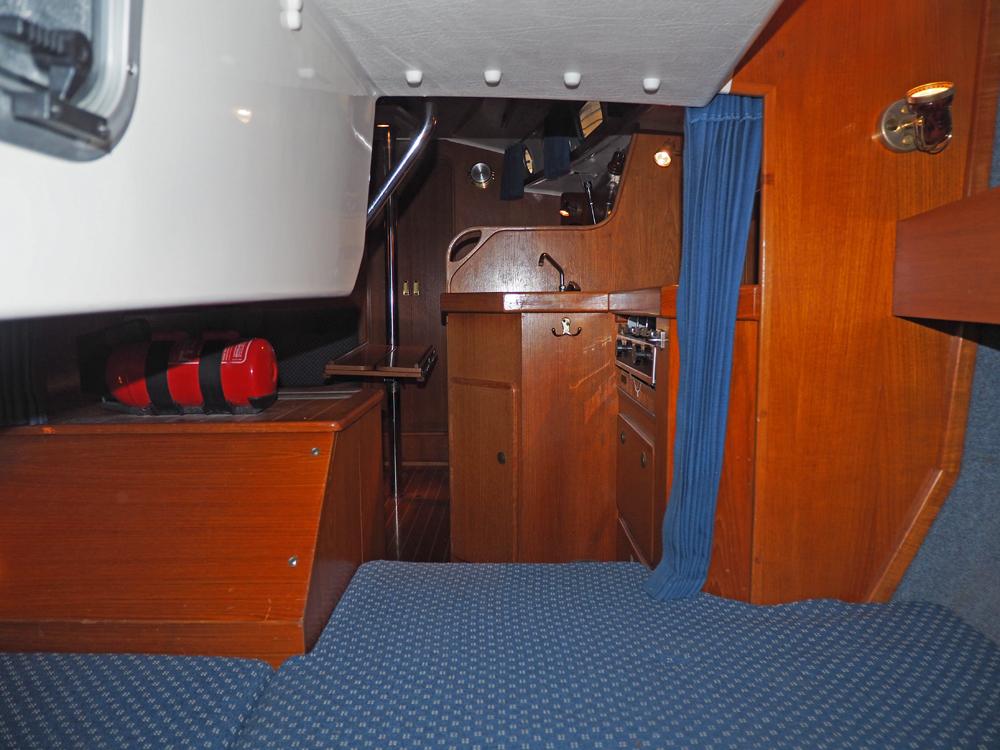 Aft cabin, Accommodation